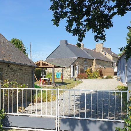 Charming Traditional 2-Bed Cottage Near Plémet Exteriör bild