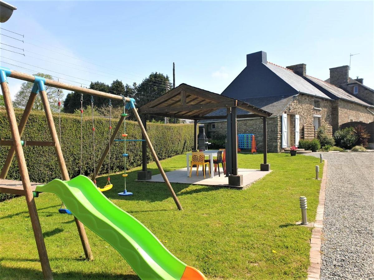 Charming Traditional 2-Bed Cottage Near Plémet Exteriör bild