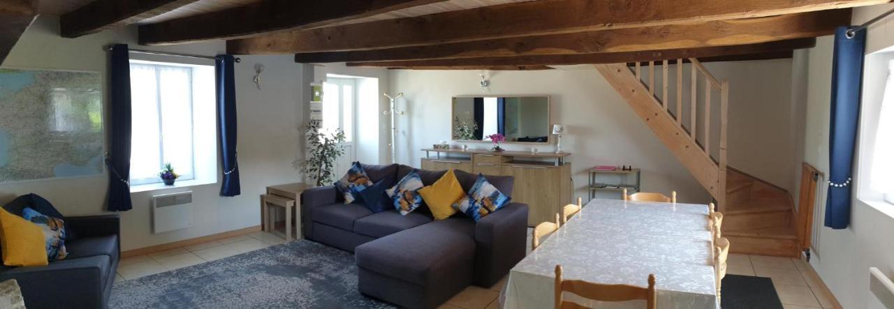 Charming Traditional 2-Bed Cottage Near Plémet Exteriör bild